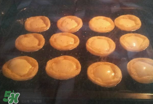 烤蛋撻為什么會鼓起來？烤蛋撻鼓起來什么原因？