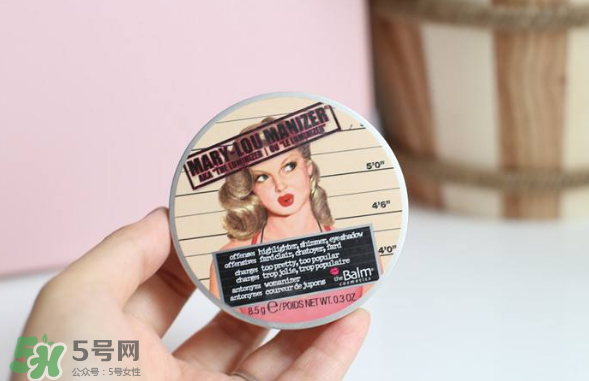 The balm高光粉餅怎么樣？The balm高光粉餅好用嗎？