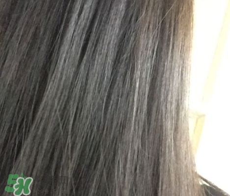 護(hù)發(fā)精油能不能抹頭皮？護(hù)發(fā)精油的危害