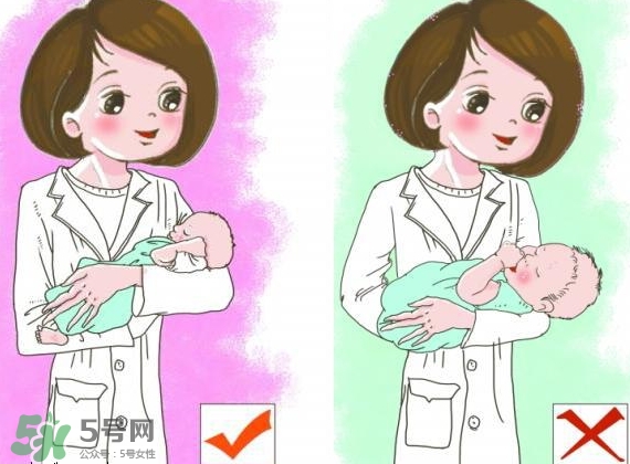 抱新生兒可以晃動(dòng)嗎？抱新生兒的正確方法圖
