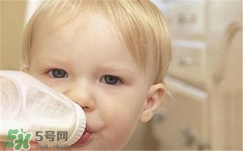 寶寶經(jīng)常換奶粉好嗎？經(jīng)常換奶粉對寶寶有什么影響？