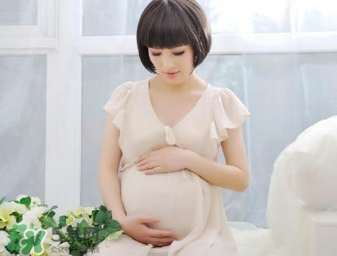 大腿長了妊娠紋怎么辦？為什么大腿外側有條紋？