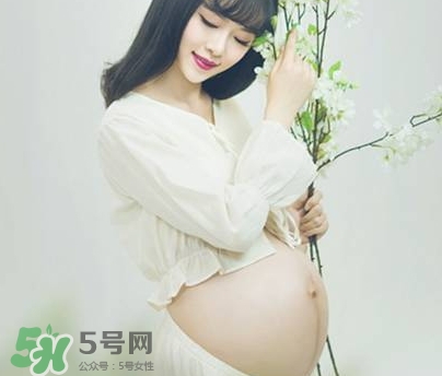 孕婦胸部長妊娠紋嗎？胸部長妊娠紋了怎么辦？