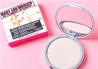 The balm高光粉餅怎么樣？The balm高光粉餅好用嗎？
