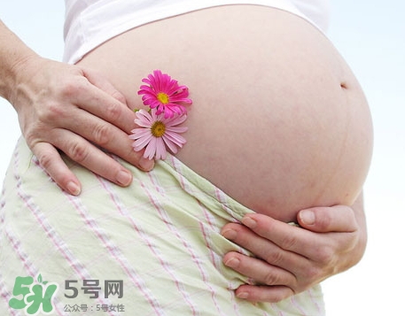 妊娠紋什么時(shí)候變白？妊娠紋產(chǎn)品什么時(shí)候用？