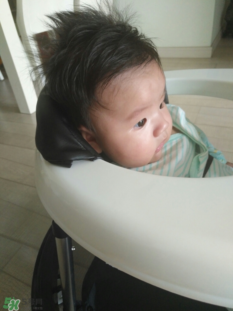 學(xué)步車哪個(gè)牌子的好？寶寶幾個(gè)月可以坐學(xué)步車？