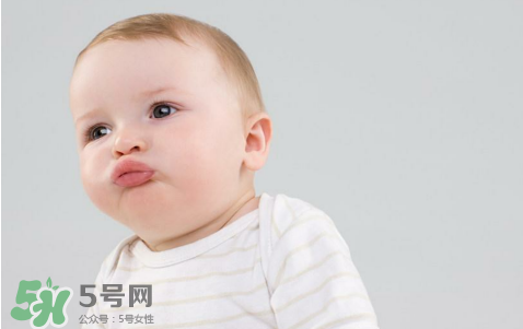 寶寶驚跳反應(yīng)什么時(shí)候消失？寶寶驚跳反射太頻繁怎么辦？