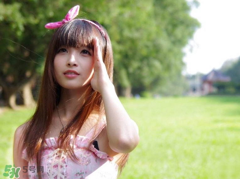 婦炎潔能治狐臭嗎？婦炎潔過期了還能用嗎？