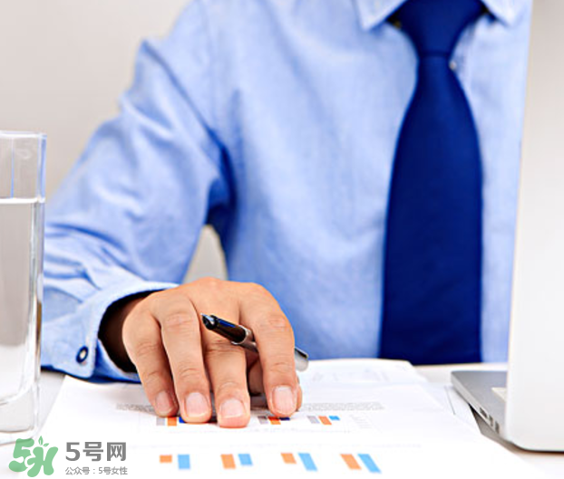 指甲上沒有月牙是怎么回事？指甲上沒有月牙是不是不健康？