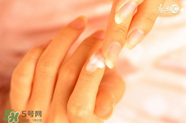 指甲上沒有月牙是缺什么？指甲上沒有月牙怎么補(bǔ)？