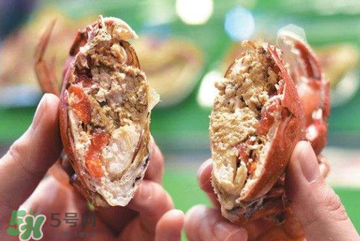 蟹黃是黑色的怎么回事？蟹黃中間有黑的是什么？