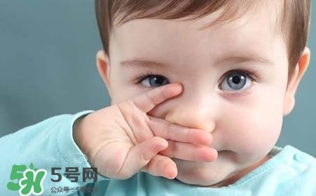 寶寶剪指甲剪到肉怎么辦？寶寶剪指甲流血了怎么辦？