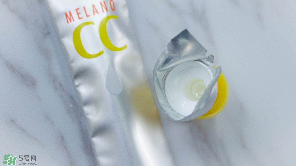 為什么美白精華用了沒有變白 挑選美白產品的方法 為什么美白精華用了沒有變白 挑選美白產品的方法