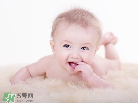 兒童安全座椅要坐到幾歲？?jī)和踩芜m合多大的孩子？