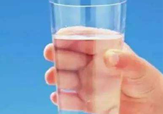 凈化水是酸性還是堿性？?jī)艋切》肿铀畣?></a>
      <p class=