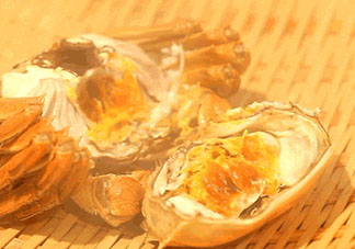 蟹黃是黑色的怎么回事？蟹黃中間有黑的是什么？