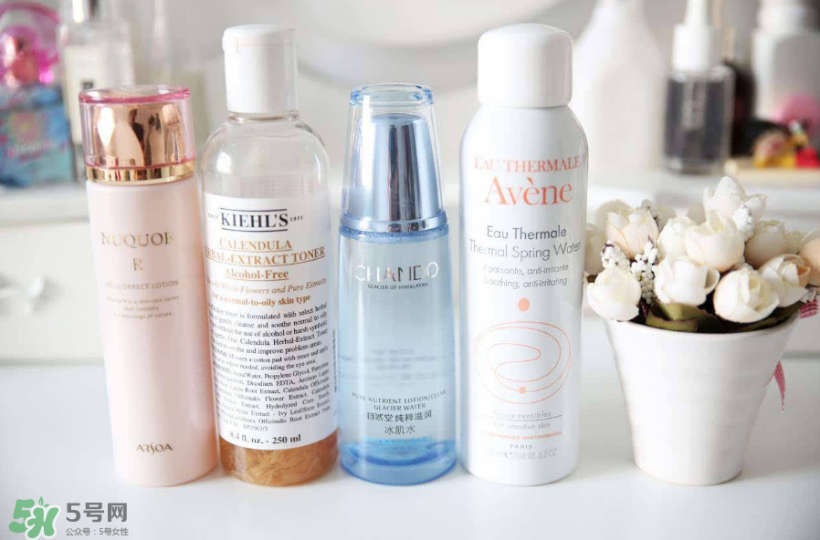 光擦保濕型化妝水就能有效保濕?怎樣正確的使用化妝水？