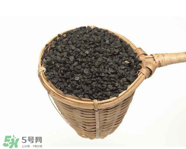 韭菜籽可以泡酒嗎？韭菜籽可以腌著吃嗎？