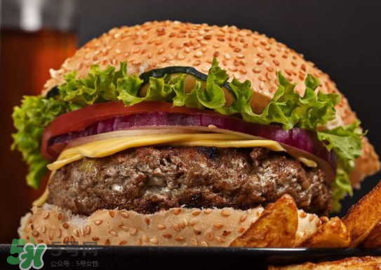 漢堡可以放冰箱嗎？漢堡放冰箱過了一夜還能吃嗎？