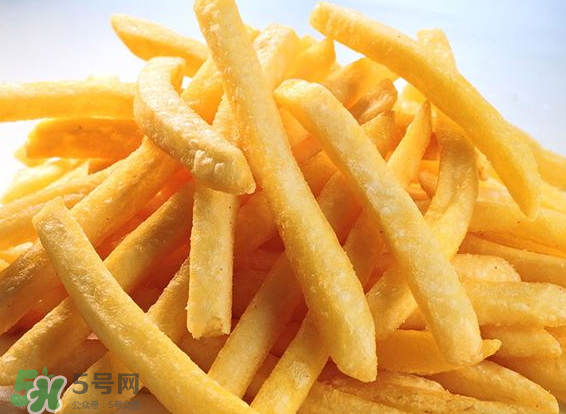 薯條可以用微波爐加熱嗎？薯條怎么加熱？