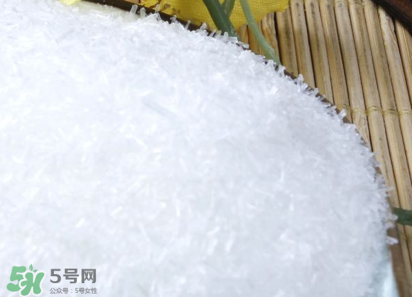 味精和雞精哪個(gè)更健康？味精和雞精哪個(gè)對(duì)身體危害大？