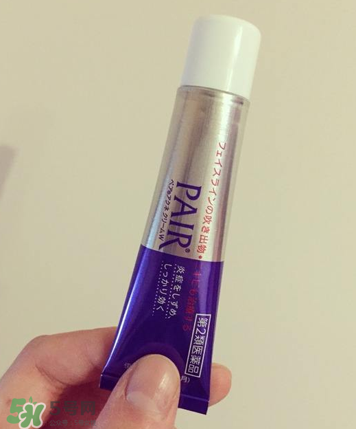 獅王祛痘膏要洗嗎？獅王祛痘膏要涂水乳嗎？