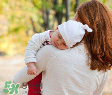 秋季寶寶腹瀉怎么辦？秋季寶貝腹瀉的原因