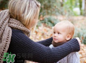 秋季寶寶怎么穿衣服？秋季寶寶穿什么？