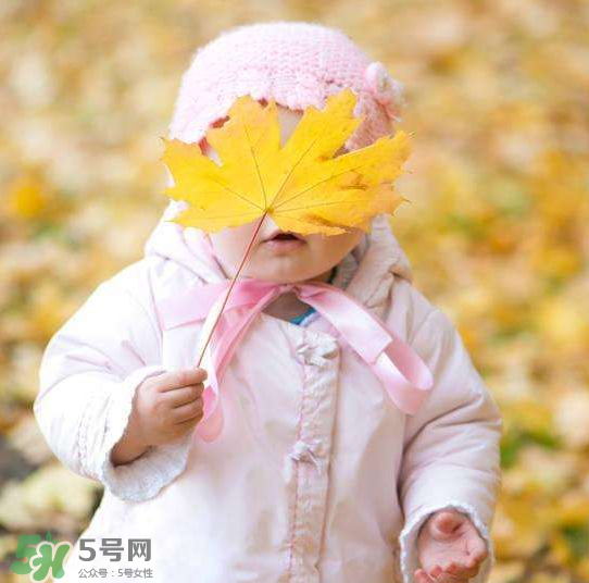 秋季寶寶怎么穿衣服？秋季寶寶穿什么？