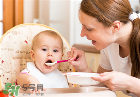 母乳喂養(yǎng)不能吃哪些東西？母乳喂養(yǎng)媽媽飲食注意事項