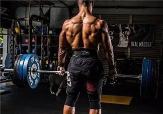 硬拉要放地上嗎？硬拉要觸地嗎？