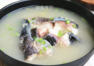 黑魚湯是發(fā)物嗎？黑魚湯可以放香菇嗎