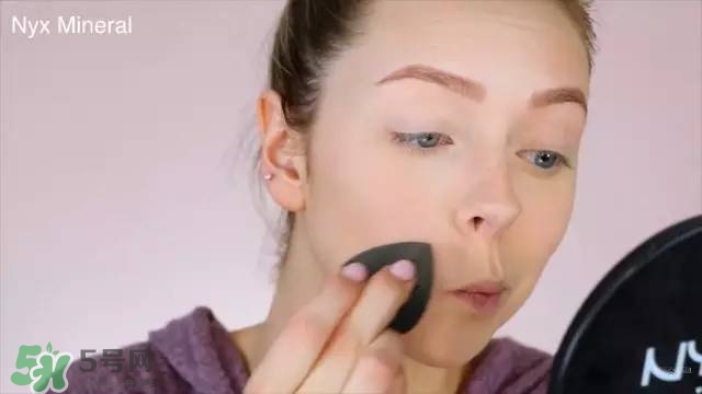 好用散粉推薦 適合夏天的定妝散粉 好用散粉推薦 適合夏天的定妝散粉