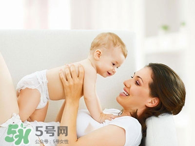 母乳喂養(yǎng)不能吃哪些東西？母乳喂養(yǎng)媽媽飲食注意事項