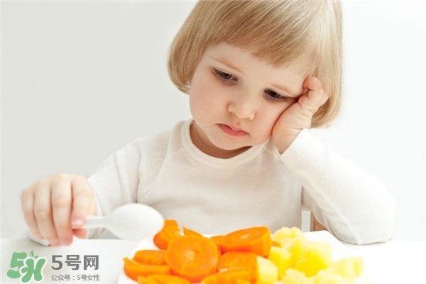 寶寶午睡多長時(shí)間才好？寶寶午睡的最佳時(shí)間