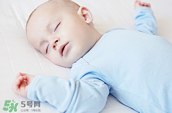 寶寶張嘴睡覺(jué)會(huì)變丑嗎？寶寶張嘴睡覺(jué)的危害