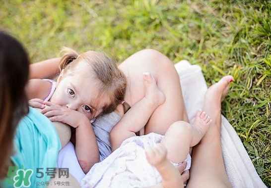 母乳能做什么？母乳可以放冰箱保鮮多久？