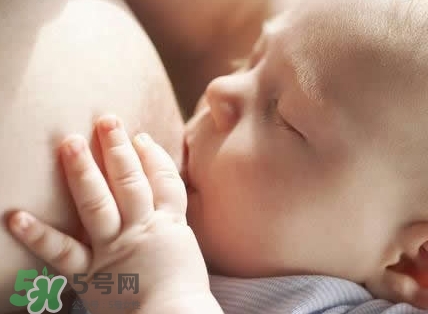 母乳能做什么？母乳可以放冰箱保鮮多久？