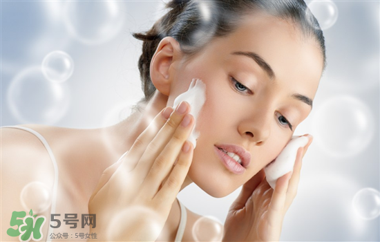 資生堂洗面奶是皂基嗎？資生堂洗面奶是氨基酸洗面奶嗎？