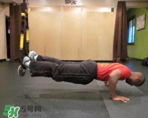 trx俯臥撐是練什么的？trx俯臥撐怎么練？