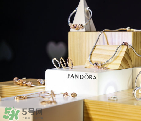 潘多拉流動吊墜盒多少錢？潘多拉流動吊墜盒好看嗎？