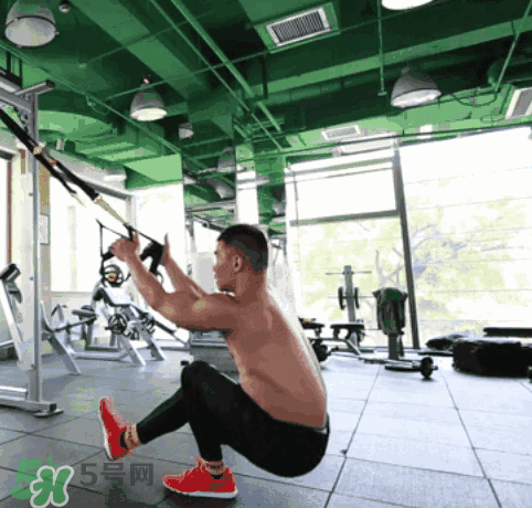 trx可以練腹肌嗎？trx腹部訓(xùn)練動(dòng)作推薦