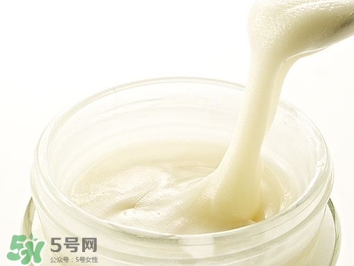 椴樹(shù)蜜是涼性還是熱性？蜂蜜涼熱性是由蜜源決定的