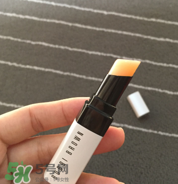 芭比波朗至盈呵護(hù)潤(rùn)唇膏能當(dāng)口紅用嗎