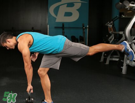 單腳硬拉怎么練？5招教你學(xué)會(huì)單腳硬拉