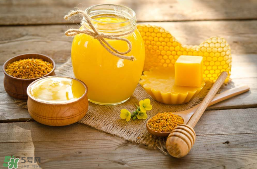 秋天吃什么養(yǎng)生？秋天養(yǎng)生食譜