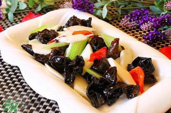 秋天吃什么養(yǎng)生？秋天養(yǎng)生食譜