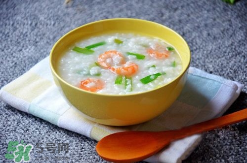 寶寶輔食可以加糖嗎？寶寶輔食可以加什么調(diào)料