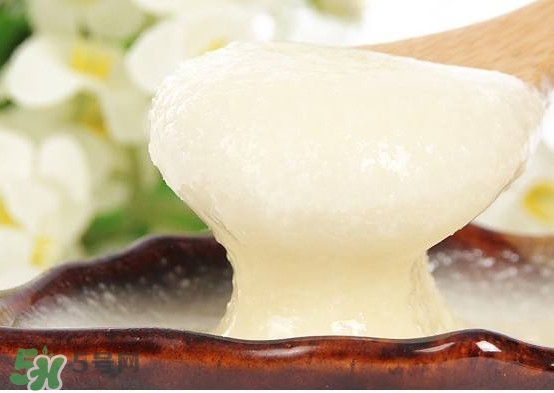 椴樹(shù)蜜有什么氣味？椴樹(shù)蜜結(jié)晶看到糖怎么回事