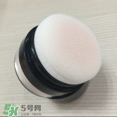 ILISYA柔色定妝蜜粉多少錢(qián)？ILISYA柔色定妝蜜粉怎么樣？